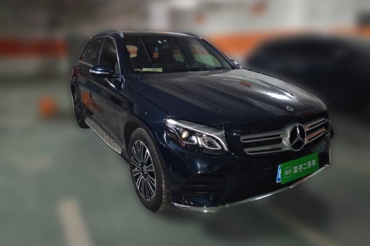 Used Mercedes-Benz GLC 2019 GLC 260 L 4MATIC Dynamic Model Front Right 45 Deg