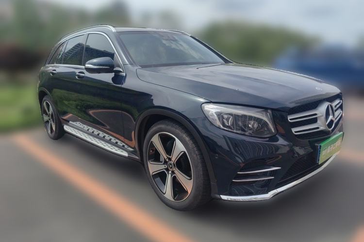 Used Mercedes-Benz GLC 2019 GLC 300 L 4MATIC Dynamic Model Front Right 45 Deg