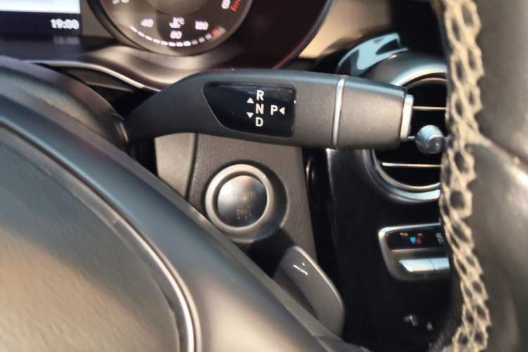 Used Mercedes-Benz GLC 2019 GLC 200 L 4MATIC Gear Lever
