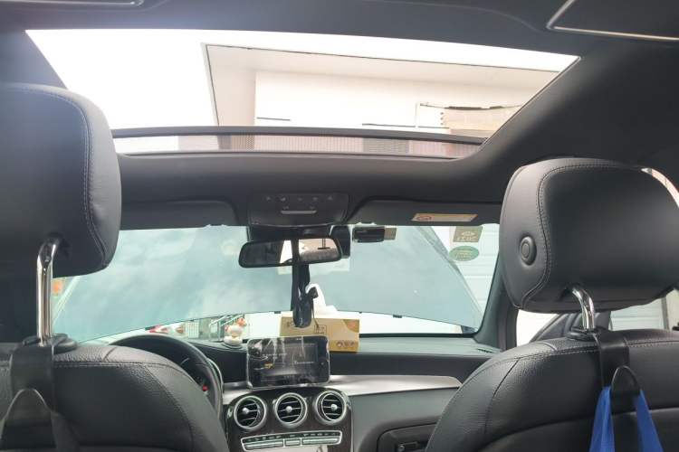 Used Mercedes-Benz GLC 2019 Facelift GLC 260 L 4MATIC Luxury Model Headliner