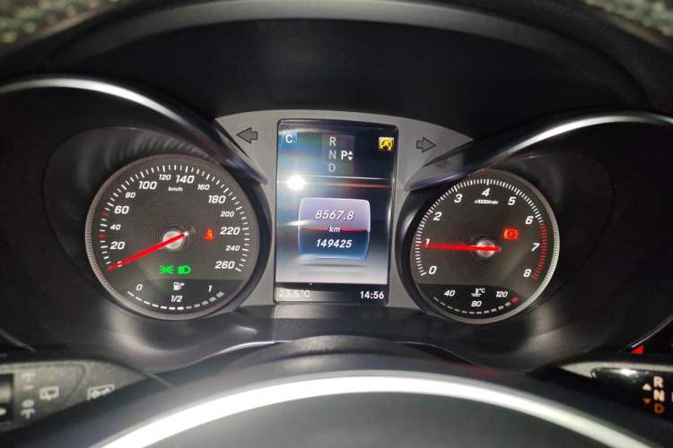 Used Mercedes-Benz GLC 2019 GLC 260 L 4MATIC Dynamic Model Instrument Cluster