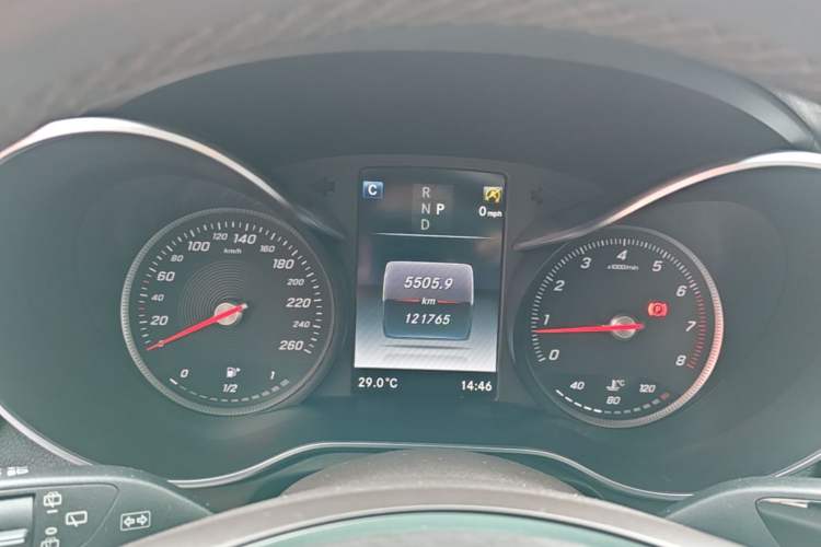 Used Mercedes-Benz GLC 2019 GLC 260 L 4MATIC Dynamic Model Instrument Cluster