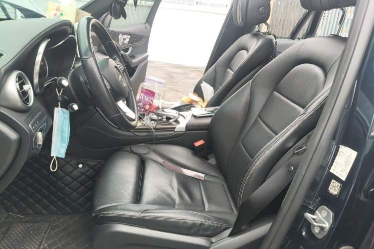 Used Mercedes-Benz GLC 2019 Facelift GLC 260 L 4MATIC Luxury Model Left Front Seat