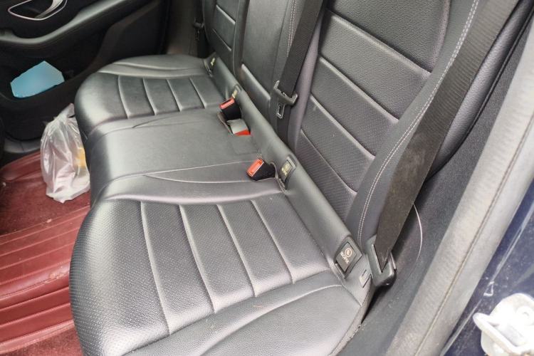 Used Mercedes-Benz GLC 2019 GLC 260 L 4MATIC Dynamic Model Left Rear Seat