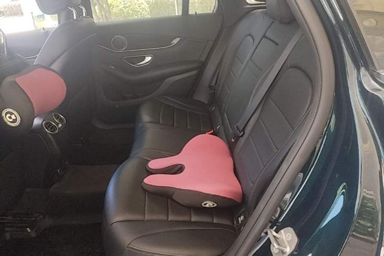 Used Mercedes-Benz GLC 2019 GLC 260 L 4MATIC Dynamic Model Left Rear Seat