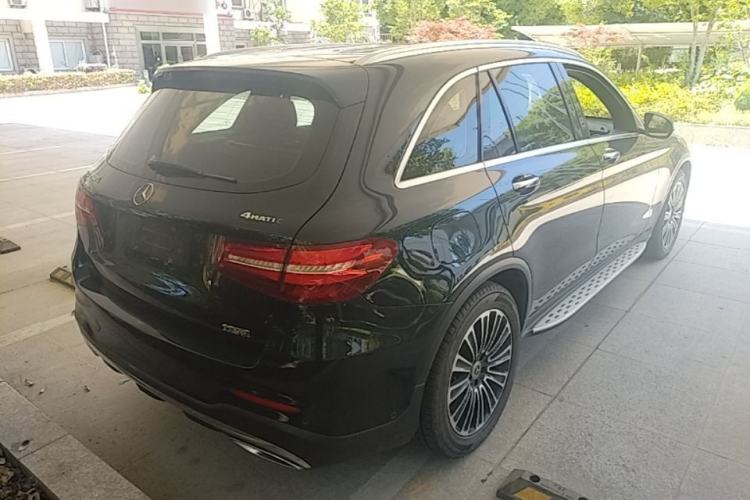 Used Mercedes-Benz GLC 2019 GLC 260 L 4MATIC Dynamic Model Rear Right 45 Deg
