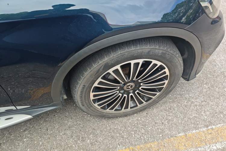 Used Mercedes-Benz GLC 2019 GLC 260 L 4MATIC Dynamic Model Right Front Wheel Hub