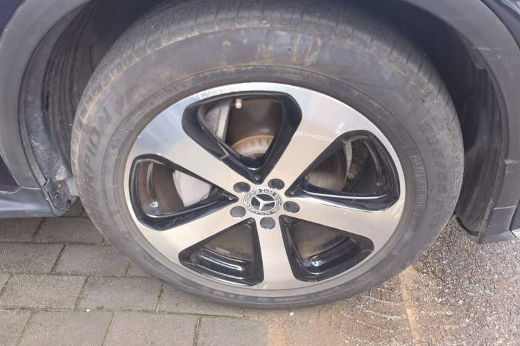 Used Mercedes-Benz GLC 2019 Facelift GLC 260 L 4MATIC Luxury Model Right Front Wheel Hub