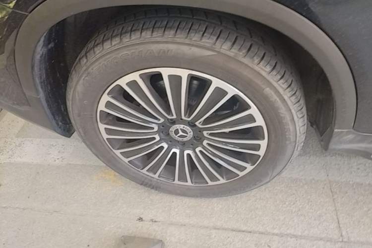 Used Mercedes-Benz GLC 2019 GLC 260 L 4MATIC Dynamic Model Right Rear Wheel Hub
