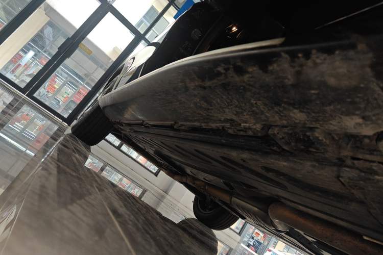 Used Mercedes-Benz GLC 2019 Facelift GLC 260 L 4MATIC Luxury Model Right Side Sill