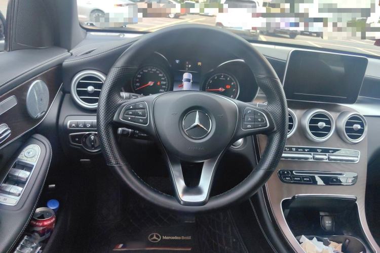 Used Mercedes-Benz GLC 2019 GLC 300 L 4MATIC Dynamic Model Steering Wheel