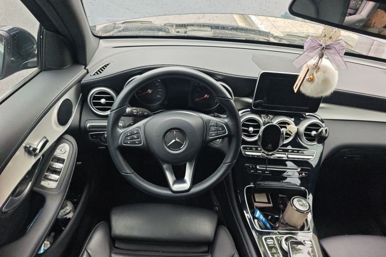 Used Mercedes-Benz GLC 2019 GLC 200 L 4MATIC Steering Wheel