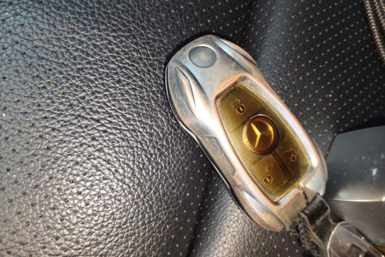 Used Mercedes-Benz GLC 2019 GLC 200 L 4MATIC Vehicle Key