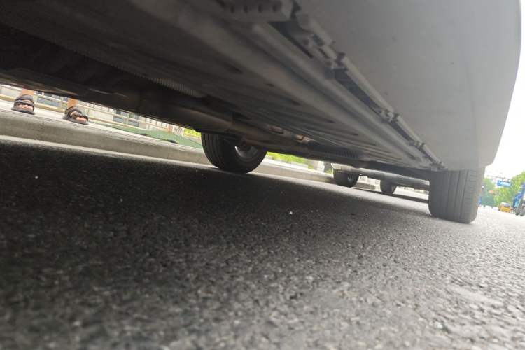 Used Mercedes-Benz GLC 2019 GLC 260 L 4MATIC Luxury Model Chassis Front Left