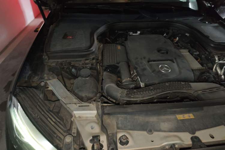 Used Mercedes-Benz GLC 2019 Facelift GLC 260 L 4MATIC Luxury Model Engine Bay Right