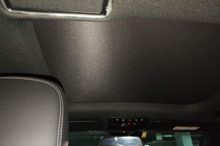 Used Mercedes-Benz GLC 2019 GLC 200 L 4MATIC Headliner