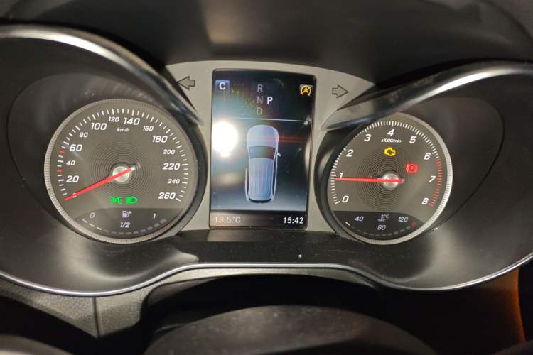 Used Mercedes-Benz GLC 2019 GLC 200 L 4MATIC Instrument Cluster