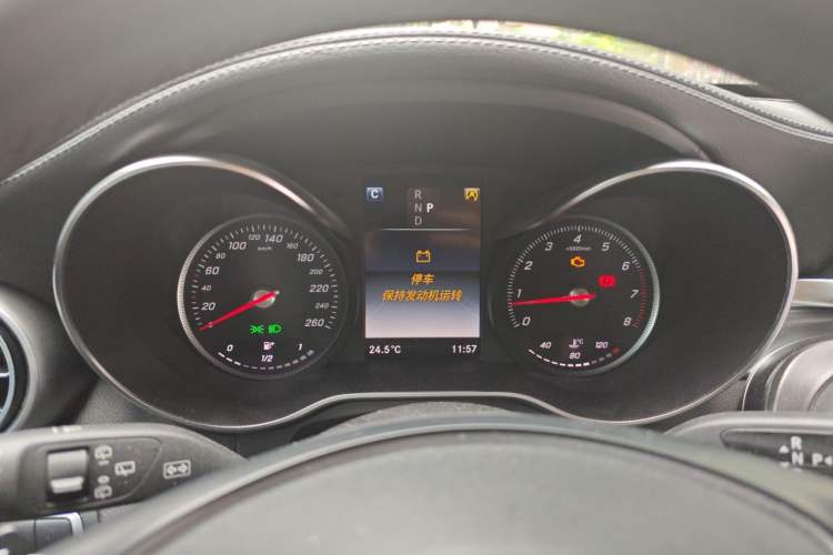 Used Mercedes-Benz GLC 2019 GLC 260 L 4MATIC Luxury Model Instrument Cluster