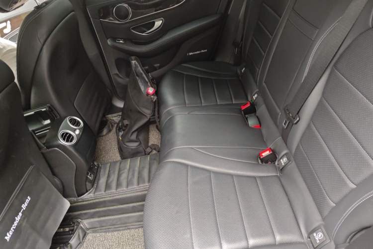 Used Mercedes-Benz GLC 2019 GLC 260 L 4MATIC Luxury Model Left Rear Seat