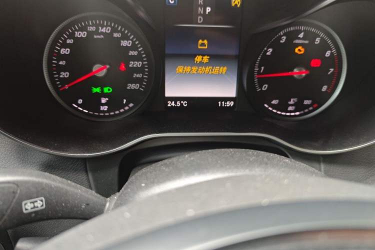 Used Mercedes-Benz GLC 2019 GLC 260 L 4MATIC Luxury Model Odometer Close Up