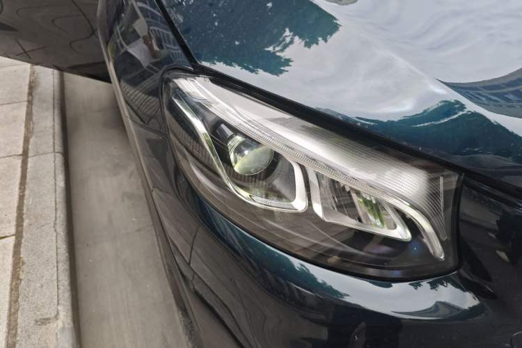 Used Mercedes-Benz GLC 2019 GLC 260 L 4MATIC Luxury Model Right Front Headlight