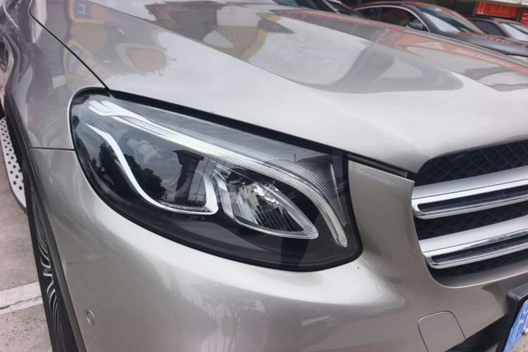 Used Mercedes-Benz GLC 2019 GLC 260 L 4MATIC Dynamic Model Right Front Headlight