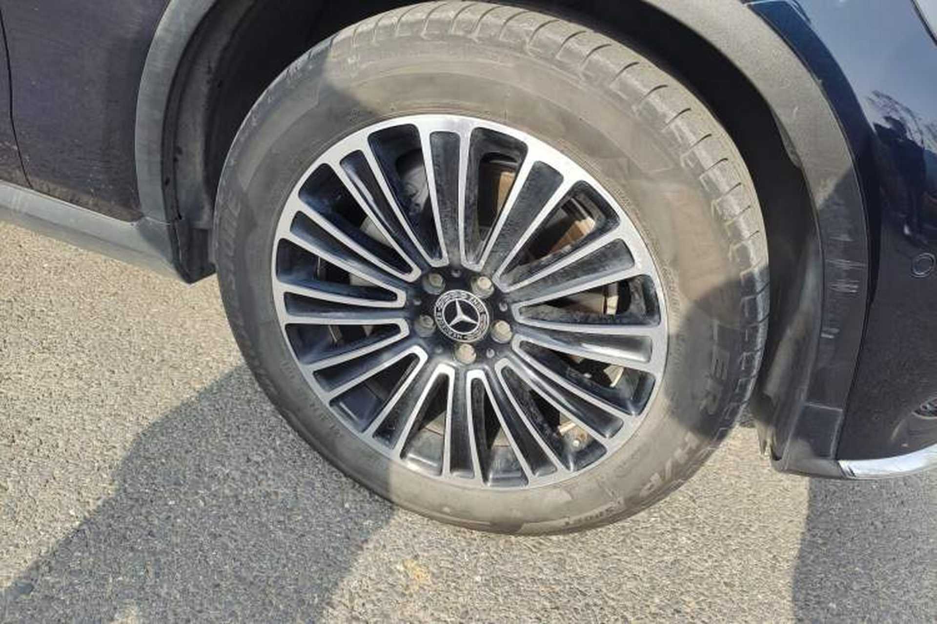 Used Mercedes-Benz GLC 2019 GLC 260 L 4MATIC Dynamic Model Right Front Wheel Hub