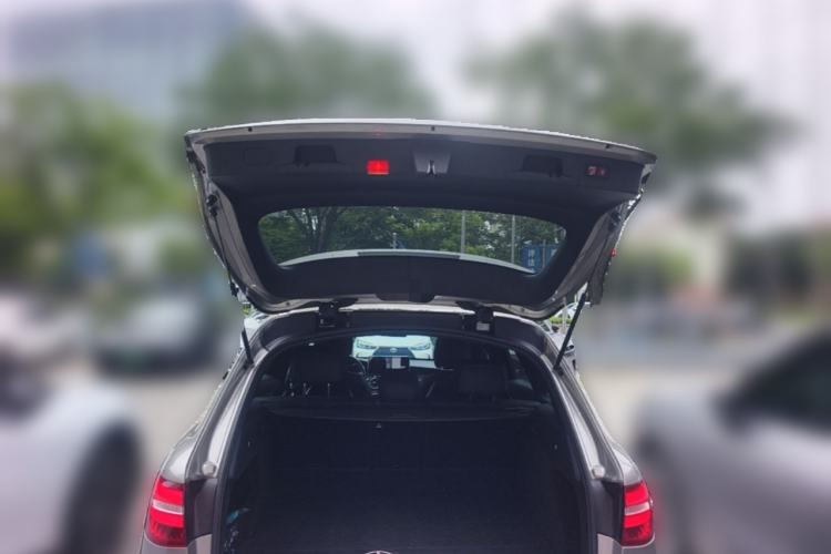 Used Mercedes-Benz GLC 2019 GLC 260 L 4MATIC Dynamic Model Trunk