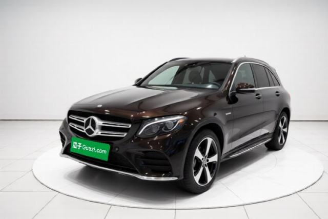 Używany Mercedes-Benz GLC 2019 Facelift GLC 260 L 4MATIC Luxury Model