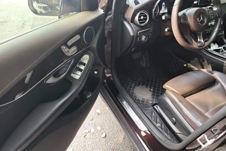 Used Mercedes-Benz GLC 2019 GLC 260 L 4MATIC Dynamic Model Driver Seat