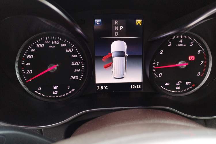 Used Mercedes-Benz GLC 2019 Facelift GLC 260 L 4MATIC Luxury Model Instrument Cluster