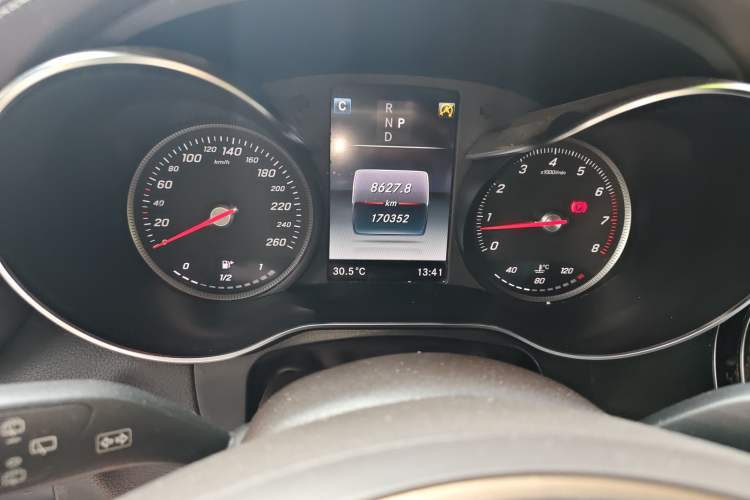 Used Mercedes-Benz GLC 2019 GLC 260 L 4MATIC Dynamic Model Instrument Cluster