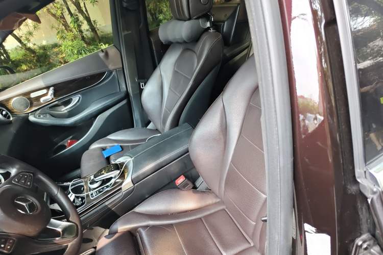 Used Mercedes-Benz GLC 2019 GLC 260 L 4MATIC Dynamic Model Left Front Seat