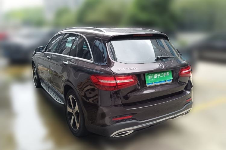 Used Mercedes-Benz GLC 2019 GLC 260 4MATIC Luxury Model Rear Left 45 Deg