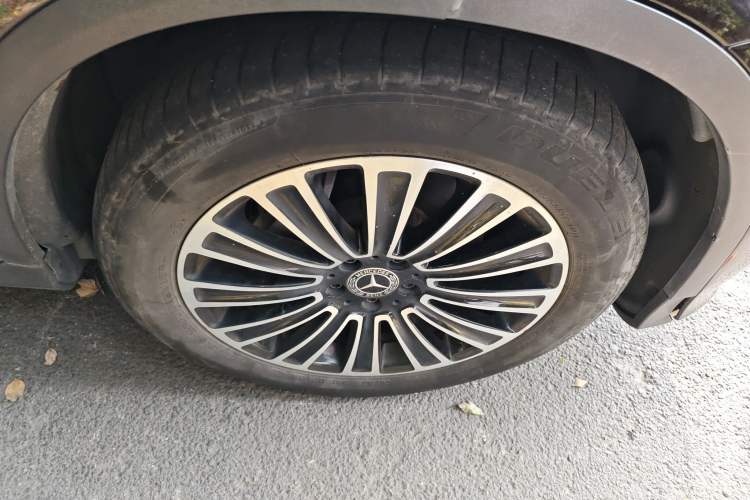 Used Mercedes-Benz GLC 2019 GLC 260 L 4MATIC Dynamic Model Right Front Wheel Hub