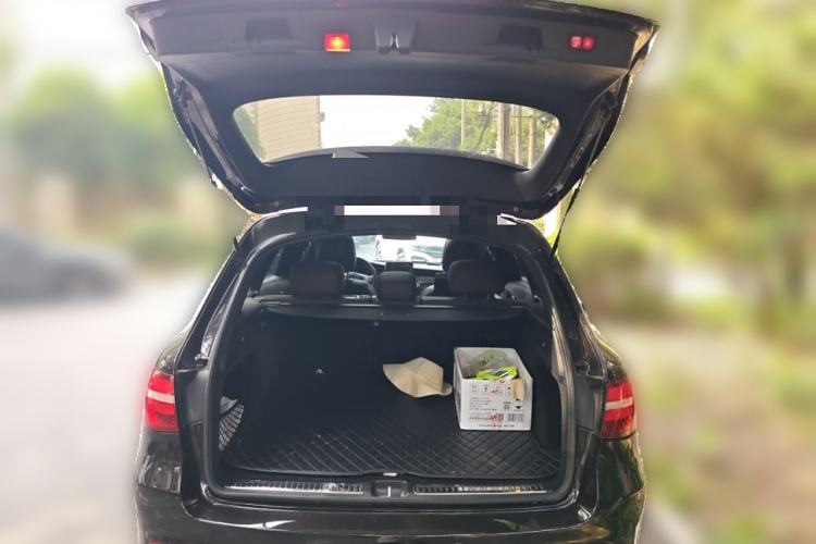 Used Mercedes-Benz GLC 2019 GLC 260 L 4MATIC Dynamic Model Trunk