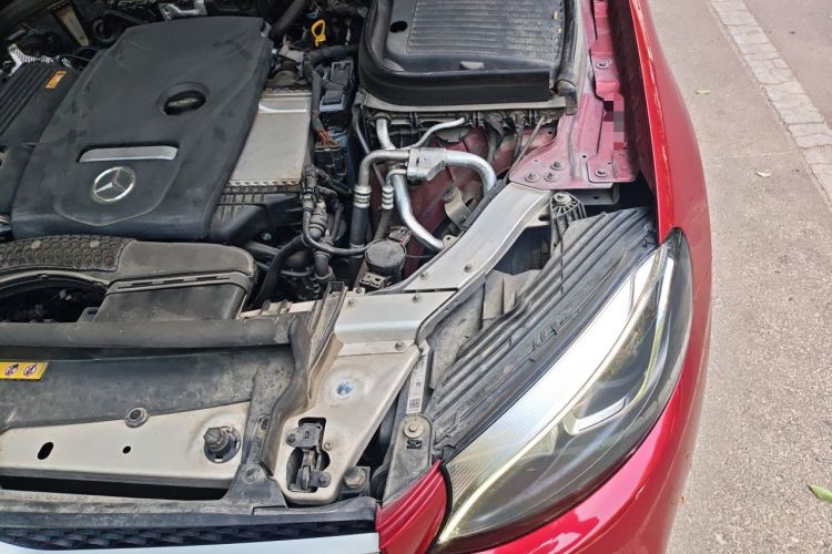 Used Mercedes-Benz GLC 2019 GLC 260 L 4MATIC Dynamic Model Engine Bay Left