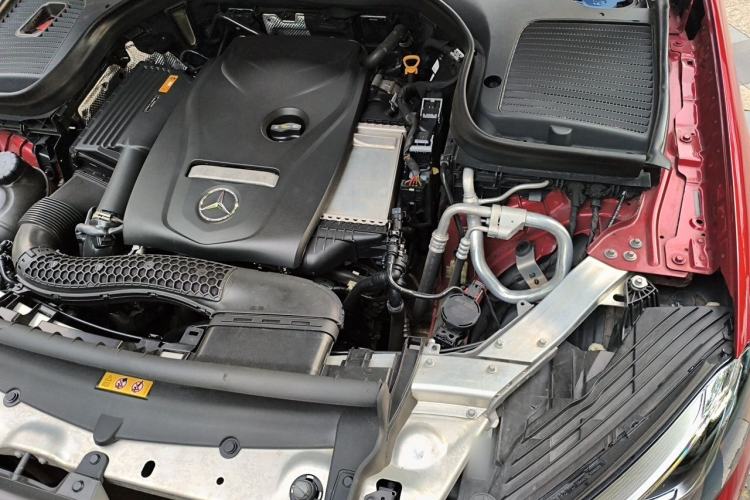 Used Mercedes-Benz GLC 2019 Facelift GLC 260 L 4MATIC Luxury Model Engine Bay Left