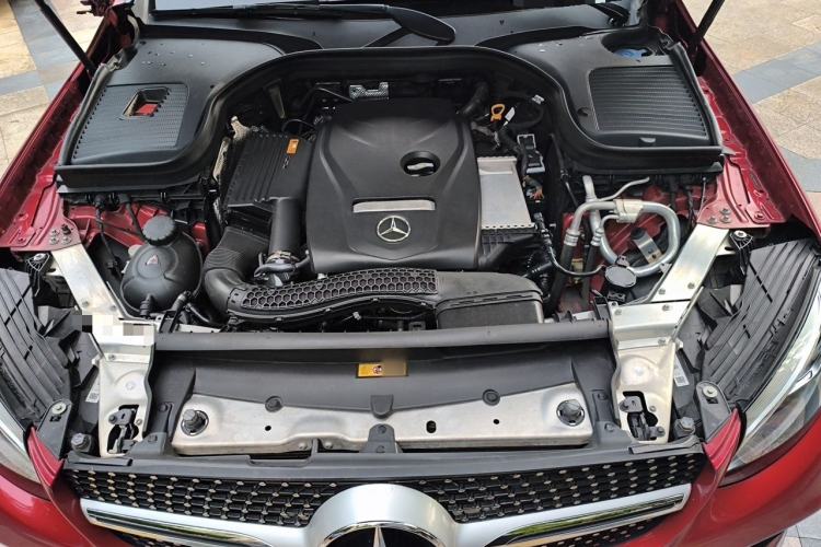 Used Mercedes-Benz GLC 2019 Facelift GLC 260 L 4MATIC Luxury Model Engine Bay