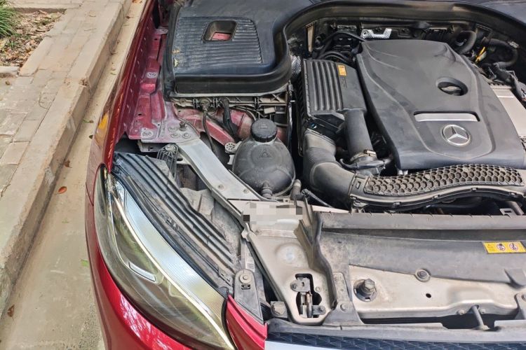 Used Mercedes-Benz GLC 2019 GLC 260 L 4MATIC Dynamic Model Engine Bay Right