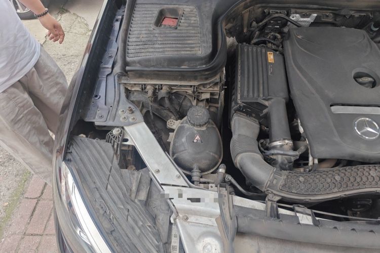 Used Mercedes-Benz GLC 2019 GLC 260 L 4MATIC Luxury Model Engine Bay Right
