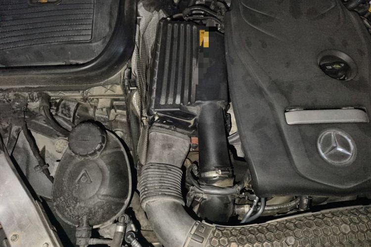 Used Mercedes-Benz GLC 2019 GLC 260 L 4MATIC Dynamic Model Engine Bay Right