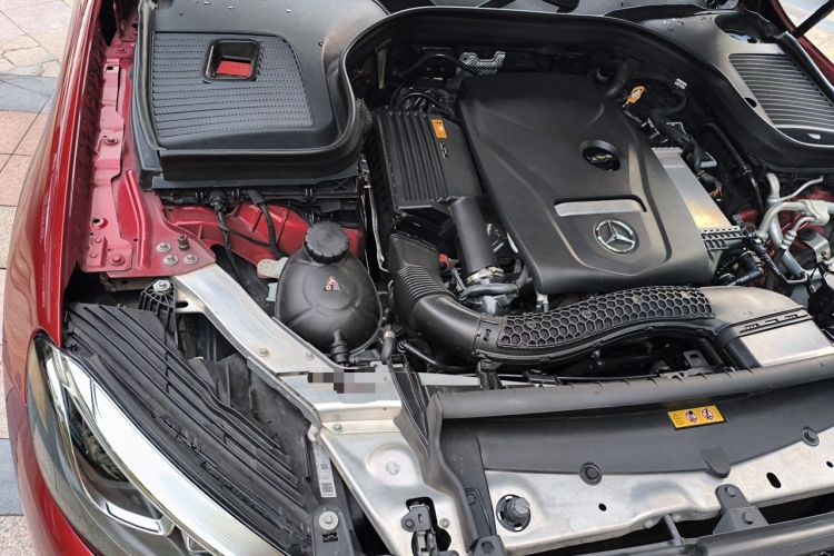 Used Mercedes-Benz GLC 2019 Facelift GLC 260 L 4MATIC Luxury Model Engine Bay Right