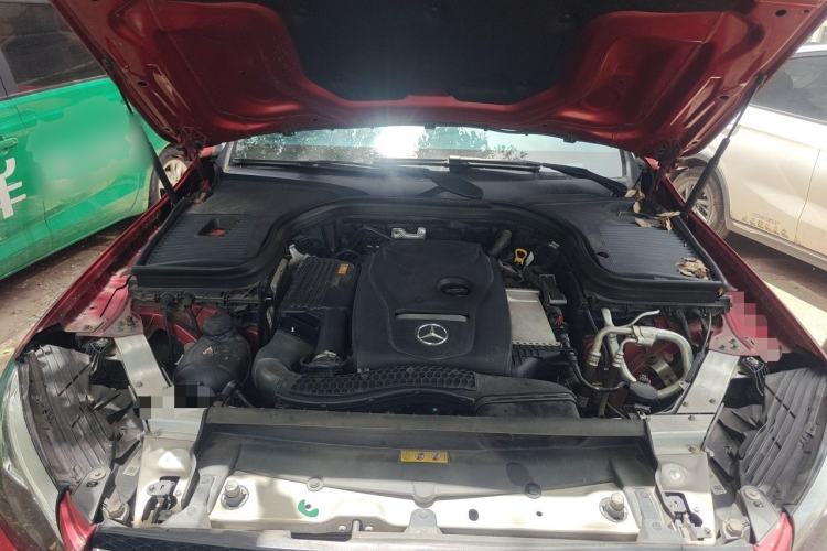 Used Mercedes-Benz GLC 2019 GLC 260 L 4MATIC Dynamic Model Engine Bay