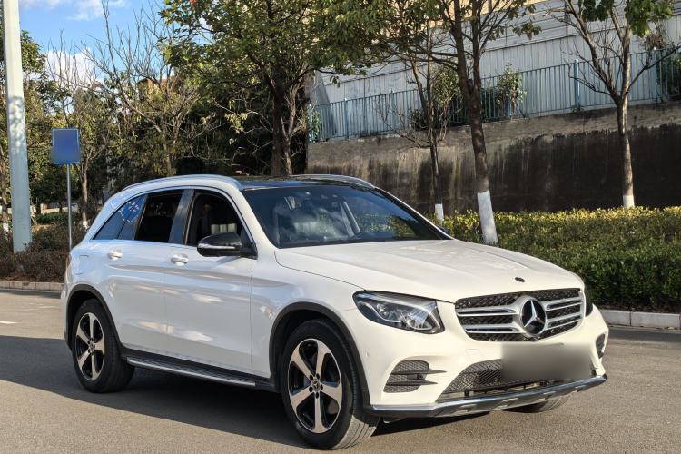 Used Mercedes-Benz GLC 2019 GLC 260 L 4MATIC Luxury Model Exterior 2