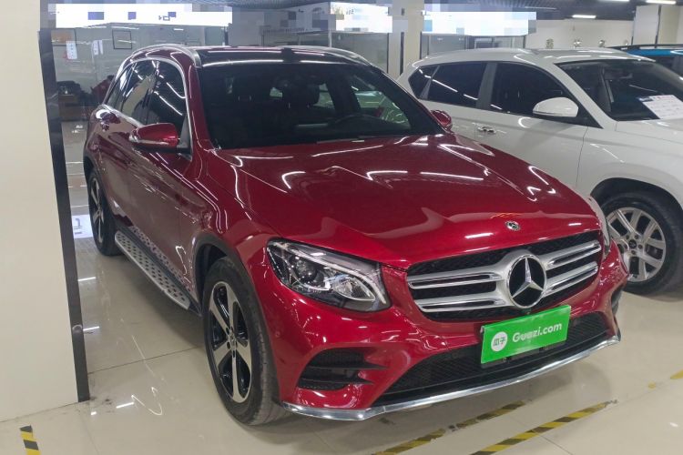 Used Mercedes-Benz GLC 2019 Facelift GLC 260 L 4MATIC Luxury Model Exterior 2