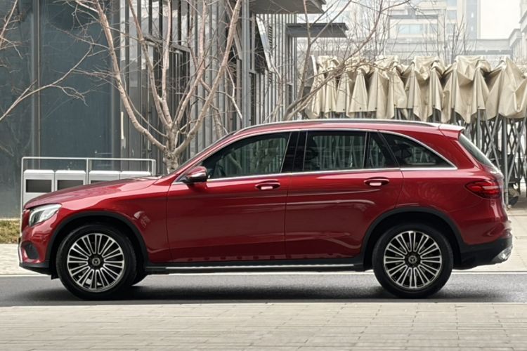 Used Mercedes-Benz GLC 2019 GLC 200 4MATIC Exterior 4