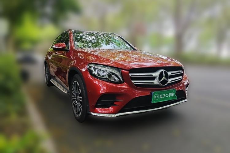 Used Mercedes-Benz GLC 2019 GLC 260 L 4MATIC Dynamic Model Front Right 45 Deg
