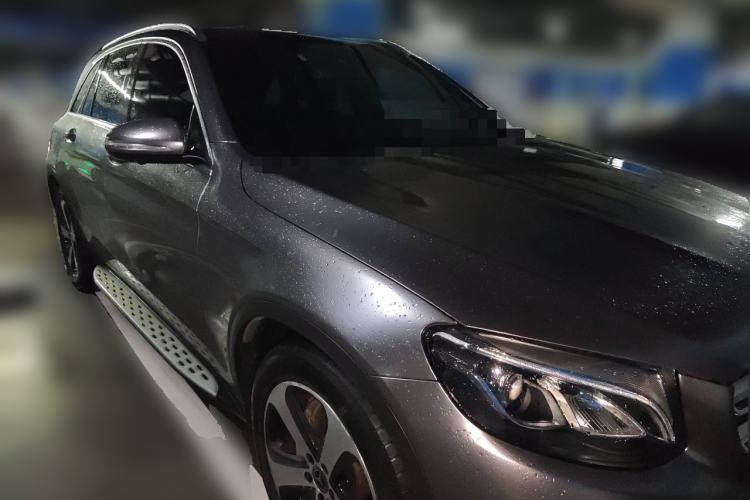 Used Mercedes-Benz GLC 2019 GLC 260 L 4MATIC Luxury Model Front Right 45 Deg