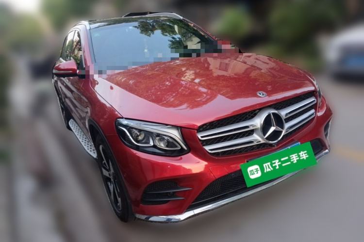 Used Mercedes-Benz GLC 2019 Facelift GLC 260 L 4MATIC Luxury Model Front Right 45 Deg
